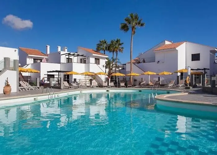 Lovely Newly Refurbished 1 Bedroom Flat Minutes From Sandy Beach,private Terrace Apartmán *