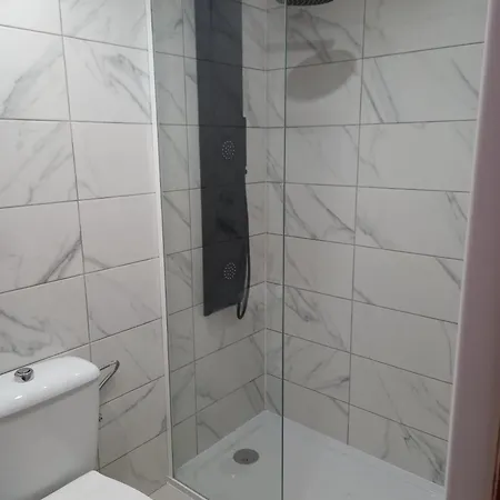 Appartement Lovely Newly Refurbished 1 Bedroom Flat Minutes From Sandy Beach,private Terrace *