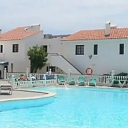 Lovely Newly Refurbished 1 Bedroom Flat Minutes From Sandy Beach,private Terrace *