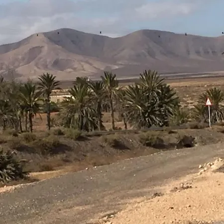 Lovely Newly Refurbished 1 Bedroom Flat Minutes From Sandy Beach,private Terrace Appartement