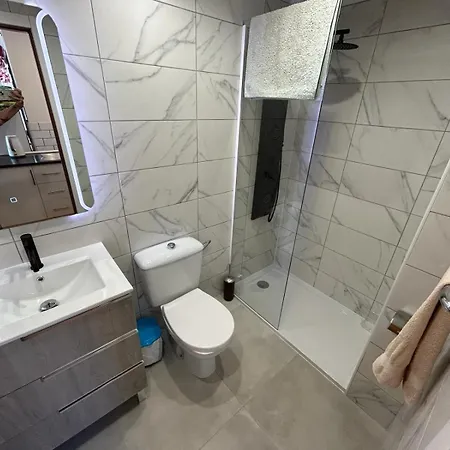Apartmán Lovely Newly Refurbished 1 Bedroom Flat Minutes From Sandy Beach,private Terrace Caleta De Fuste